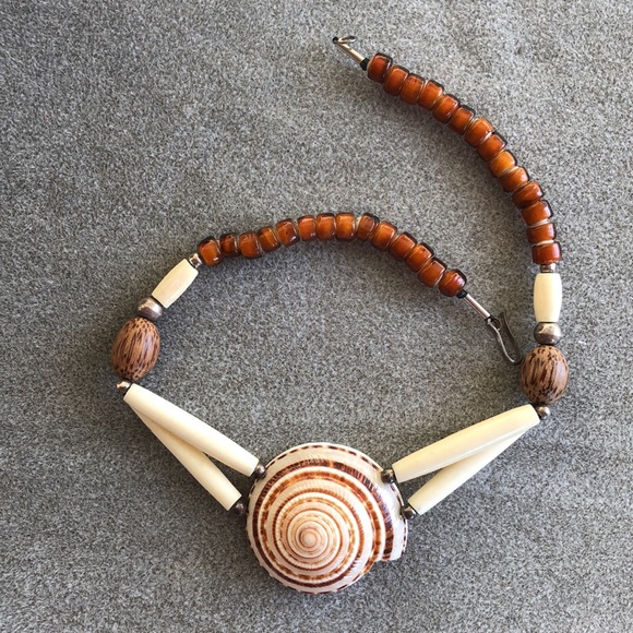 Ethnic-look jewelry - Picture 2 of 8